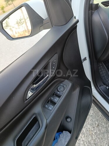 Chevrolet Equinox-6