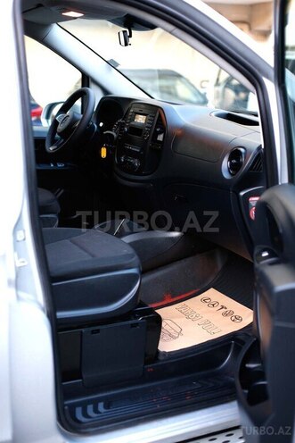 Mercedes Vito 114 2015, 313,000 km - 2.2 л - Bakı