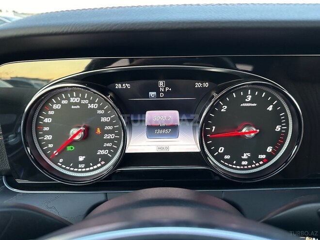 Mercedes E 220 d-25