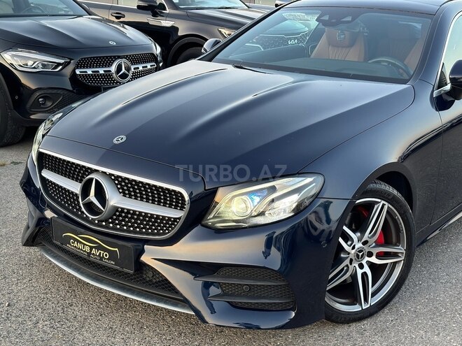 Mercedes E 220 d-3