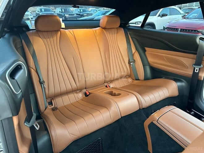 Mercedes E 220 d-29