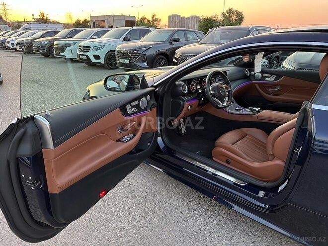 Mercedes E 220 d-28