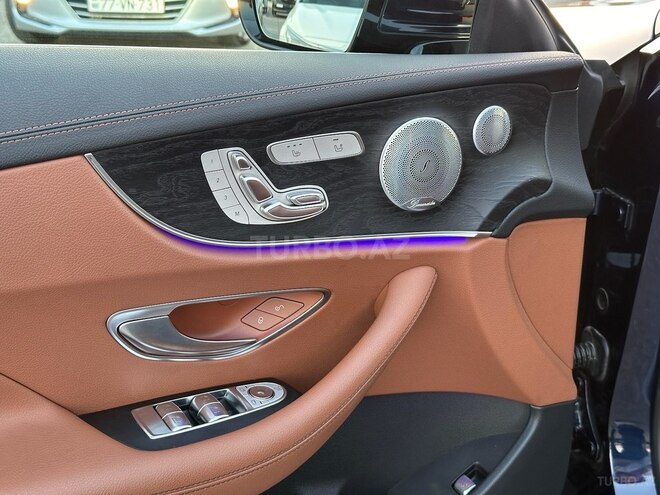 Mercedes E 220 d-27