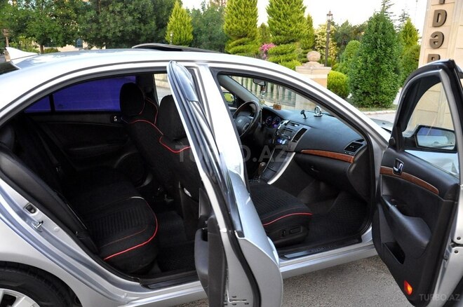Hyundai Sonata 2009, 222,000 km - 2.0 л - Saatlı