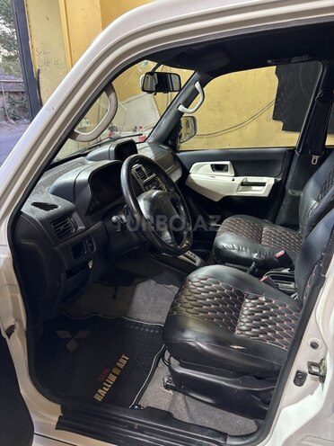 Mitsubishi Pajero io 1999, 251,400 km - 1.8 l - Bakı