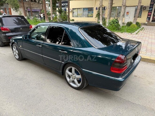 Mercedes C 180-7