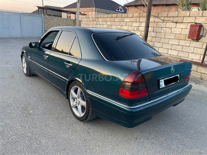 Mercedes C 180-4