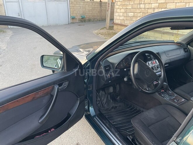 Mercedes C 180-11