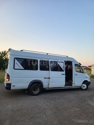 Mercedes Sprinter 412 1995, 495,816 km - 2.9 l - Qazax