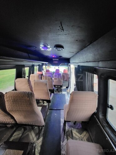 Mercedes Sprinter 412 1995, 495,816 km - 2.9 l - Qazax