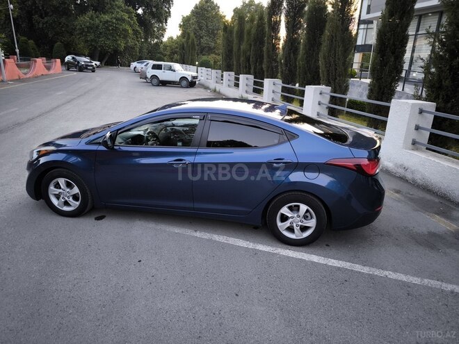 Hyundai Elantra 2015, 200,000 km - 1.8 l - Bərdə