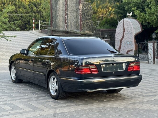 Mercedes E 220 d 2000, 316,000 km - 2.2 l - Saatlı