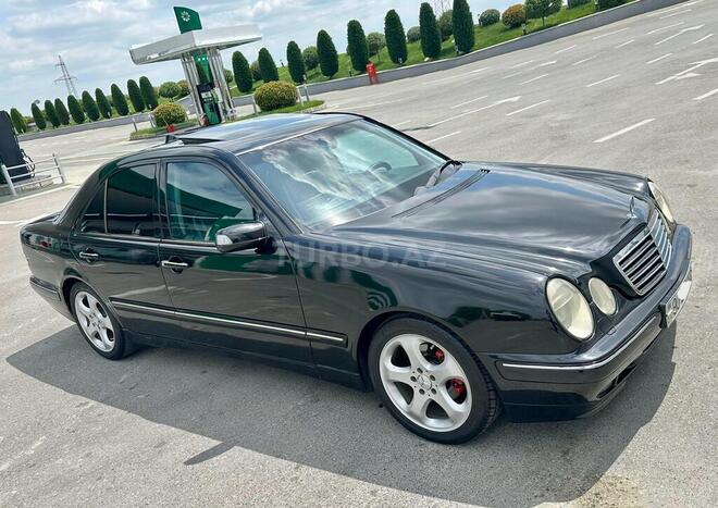 Mercedes E 240 2001, 438,000 km - 2.4 l - Şirvan