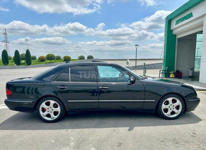 Mercedes E 240 2001, 438,000 km - 2.4 l - Şirvan