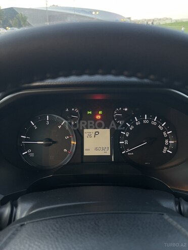 Toyota Land Cruiser Prado-7