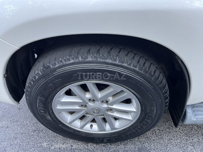 Toyota Fortuner-14