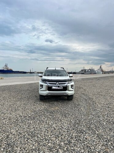 Mitsubishi L200 2023, 46,000 km - 2.4 l - Bakı