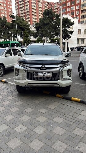 Mitsubishi L200 2023, 46,000 km - 2.4 l - Bakı