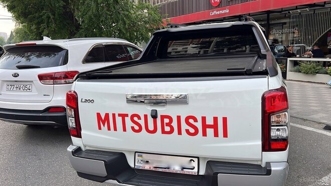 Mitsubishi L200 2023, 46,000 km - 2.4 l - Bakı