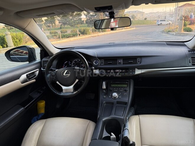 Lexus CT 200h-7