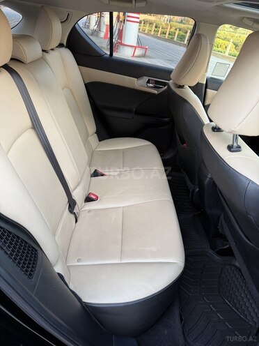 Lexus CT 200h-10