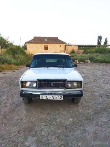 LADA (VAZ) 2107 1998, 88,741 km - 1.6 l - Salyan