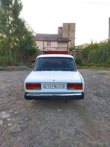 LADA (VAZ) 2107 1998, 88,741 km - 1.6 l - Salyan