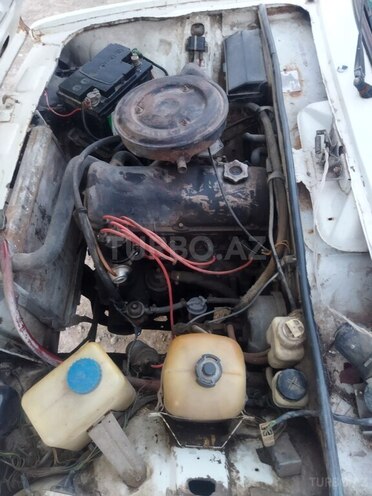 LADA (VAZ) 2107 1998, 88,741 km - 1.6 l - Salyan