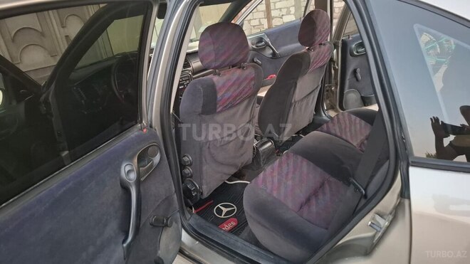 Opel Vectra 1996, 296,000 km - 2.0 l - Qazax