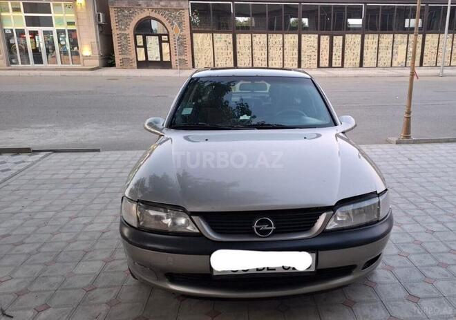 Opel Vectra 1996, 296,000 km - 2.0 l - Qazax