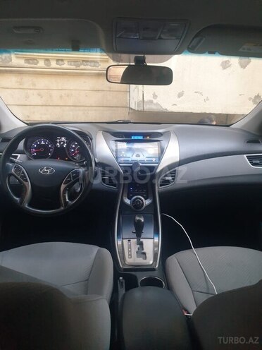 Hyundai Elantra 2013, 274,000 km - 1.8 l - Bakı