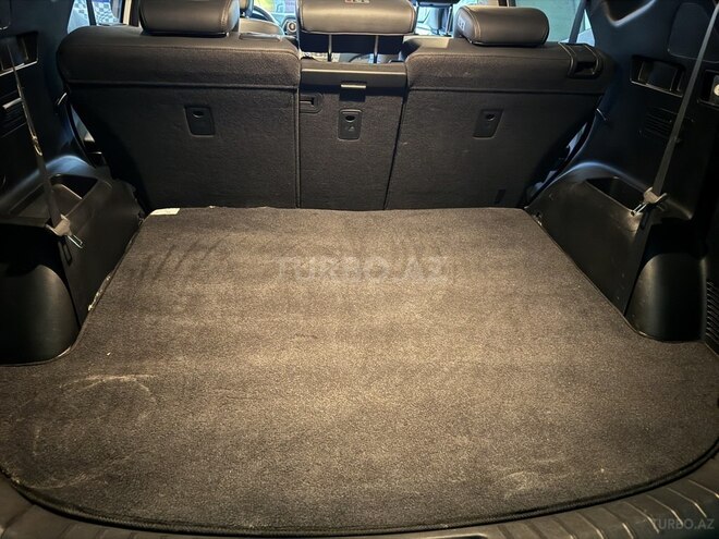 Hyundai Santa Fe-12