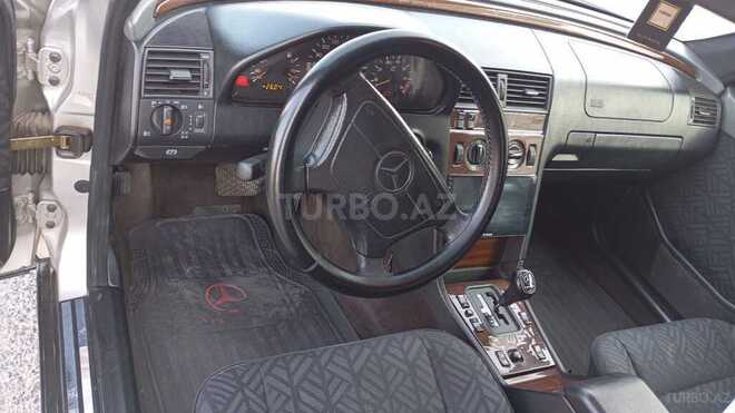 Mercedes C 220 1995, 382,000 km - 2.2 l - Bakı