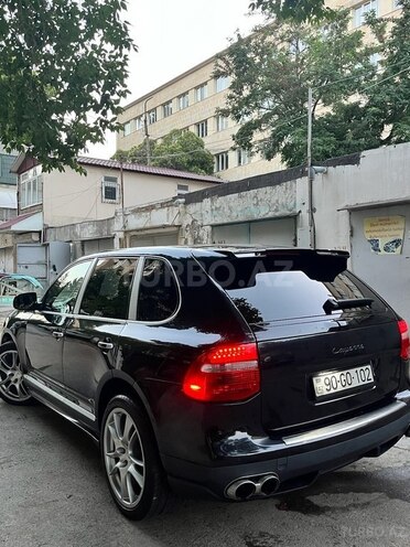 Porsche Cayenne-6