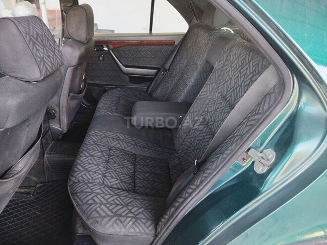 Mercedes C 220 d 1994, 664,850 km - 2.2 l - Tovuz