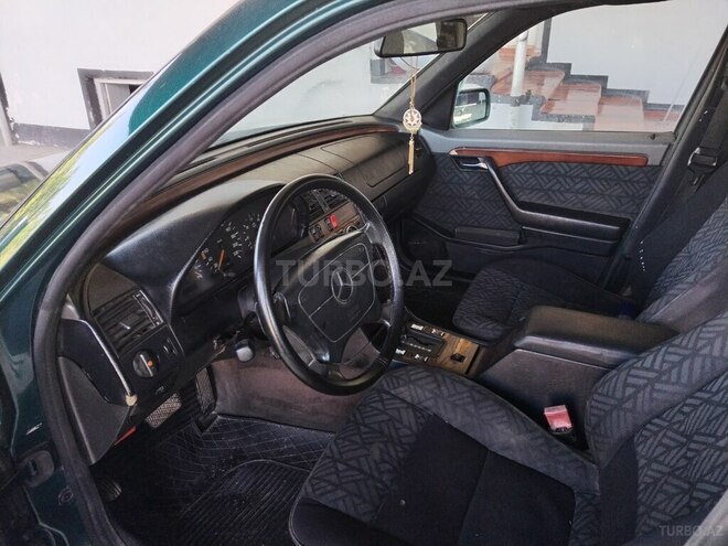 Mercedes C 220 d 1994, 664,850 km - 2.2 l - Tovuz