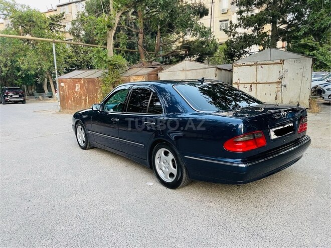 Mercedes E 240 2000, 238,562 km - 2.4 l - Bakı