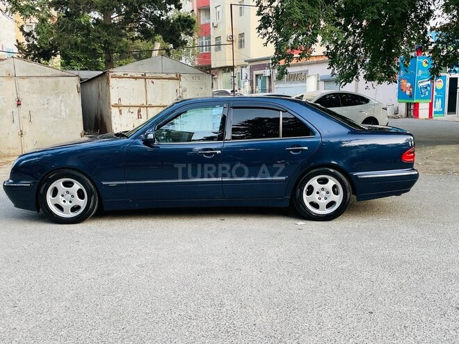 Mercedes E 240 2000, 238,562 km - 2.4 l - Bakı