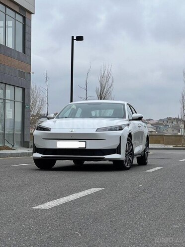 Changan Qiyuan A05 2025, 0 km - 1.5 л - Bakı