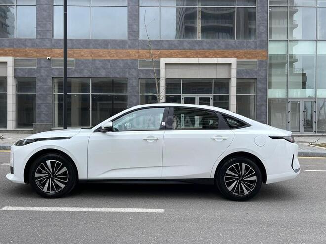 Changan Qiyuan A05 2025, 0 km - 1.5 л - Bakı