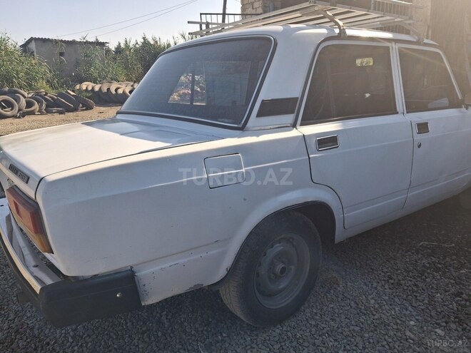 LADA (VAZ) 2107 2003, 80,000 km - 1.6 л - Yevlax