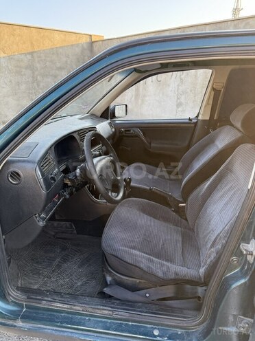 Volkswagen Golf 1994, 292,200 km - 1.9 л - Bakı