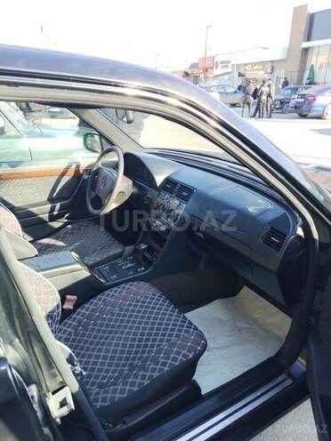 Mercedes C 220 1994, 528,000 km - 2.2 l - Xaçmaz