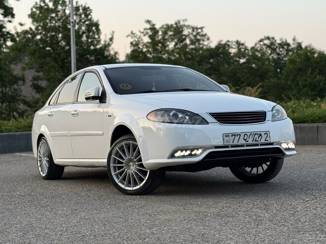 Daewoo Gentra 2014, 235,594 km - 1.5 l - Quba