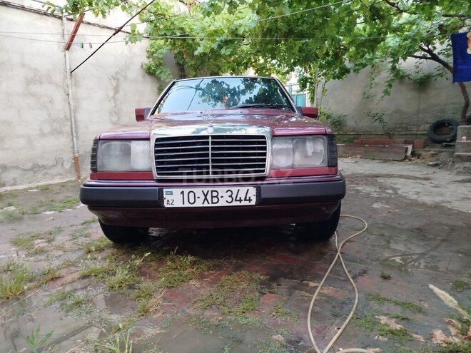 Mercedes E 230 1992, 576,069 km - 2.3 l - Sumqayıt
