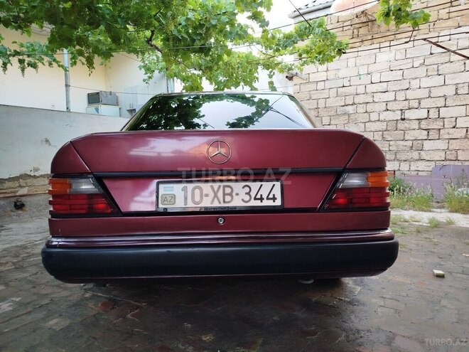 Mercedes E 230 1992, 576,069 km - 2.3 l - Sumqayıt