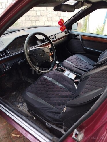 Mercedes E 230 1992, 576,069 km - 2.3 l - Sumqayıt