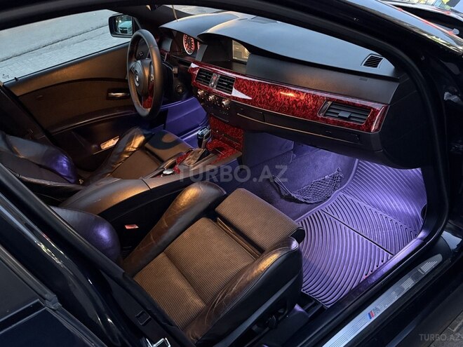 BMW 530 2005, 294,000 km - 3.0 l - Bakı