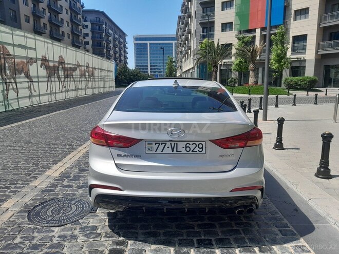 Hyundai Elantra 2018, 101,000 km - 1.6 l - Bakı