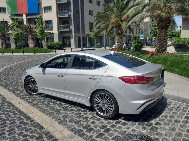Hyundai Elantra 2018, 101,000 km - 1.6 l - Bakı